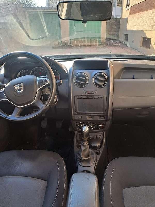 Usata Dacia Duster 109 CV (80 kW) 2018 Grigio SUV