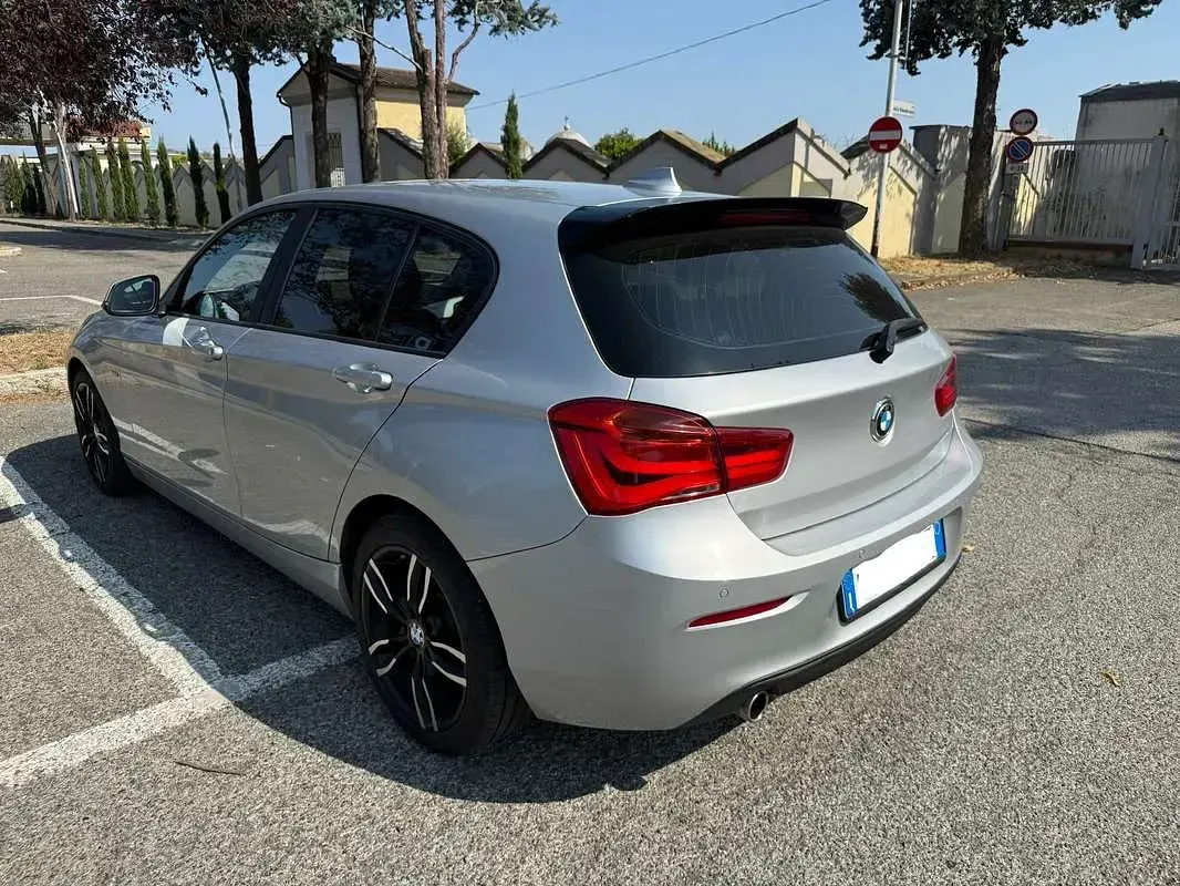 Usata BMW 118 Efficient Dynamics 150 CV (110 kW) 2017 Argento Berlina