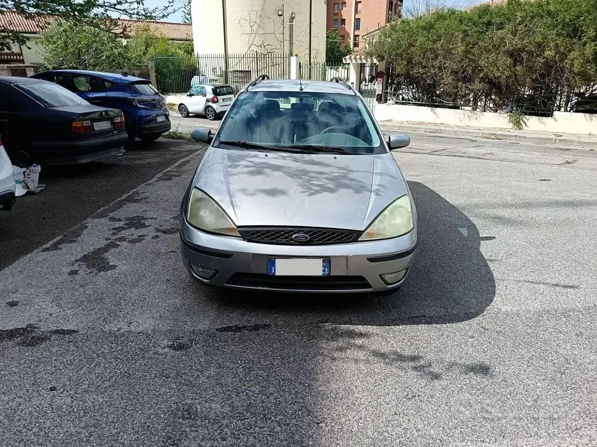 Usata Ford Focus 2004 Grigio Station wagon