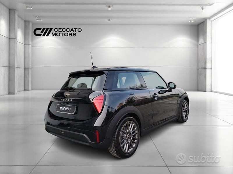 Usata Mini Cooper Classic 2025 Nero Utilitaria