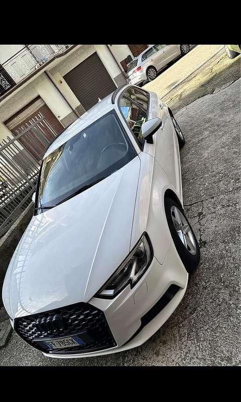 Usata Audi A3 Business 110 CV (80 kW) 2016 Berlina