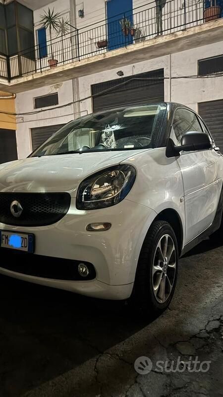 Usata Smart ForTwo Coupé 71 CV (52 kW) 2018 Bianco Coupé