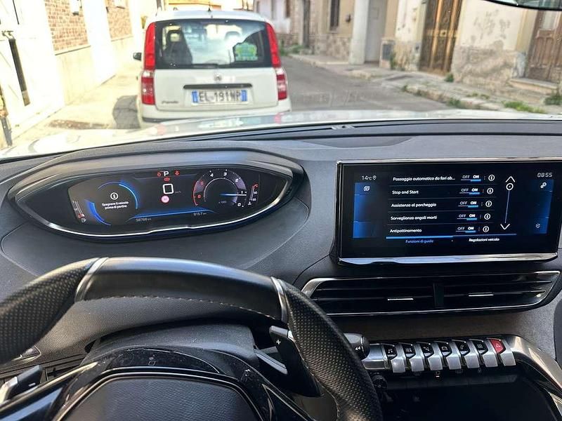 Usata Peugeot 5008 GT-line 131 CV (96 kW) 2023 SUV