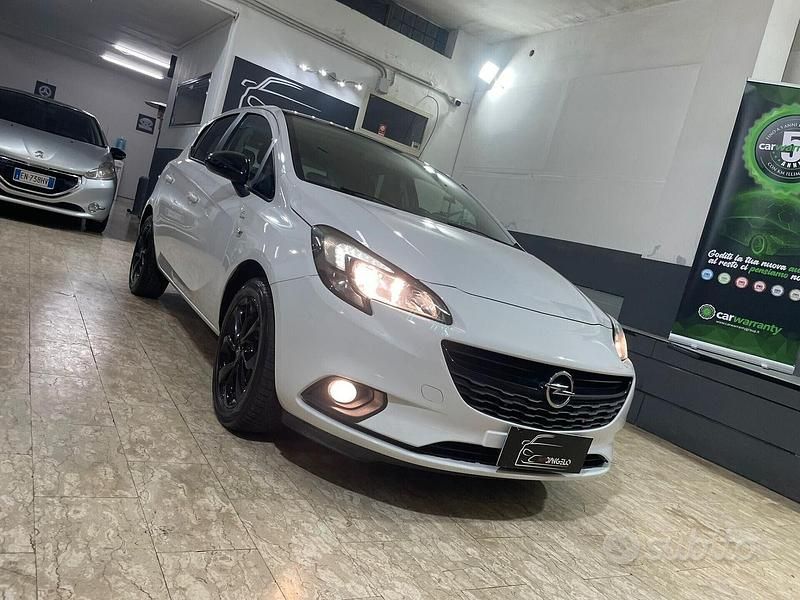 Usata Opel Corsa Innovation 90 CV (66 kW) 2017 Bianco Berlina