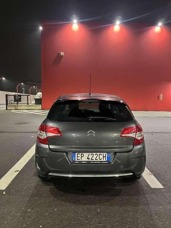 Usata Citroën C4 Attraction 95 CV (69 kW) 2013 Berlina