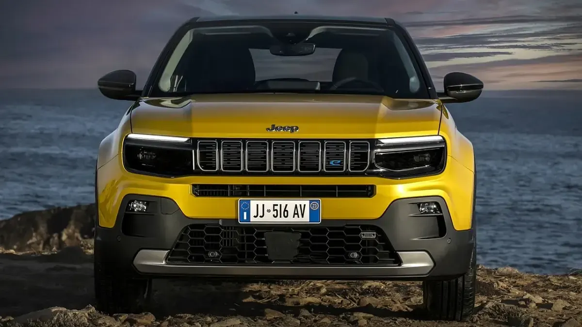 Nuova Jeep Avenger Altitude 101 CV (74 kW) 2026 Granite SUV