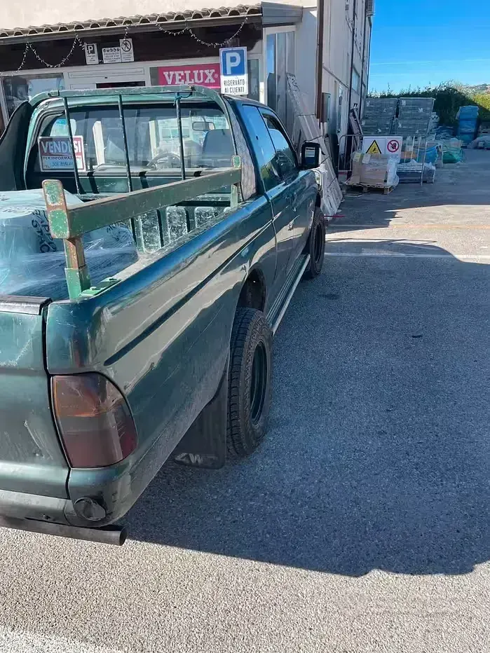Usata Mitsubishi L200 99 CV (72 kW) 1997 Verde Pick-up