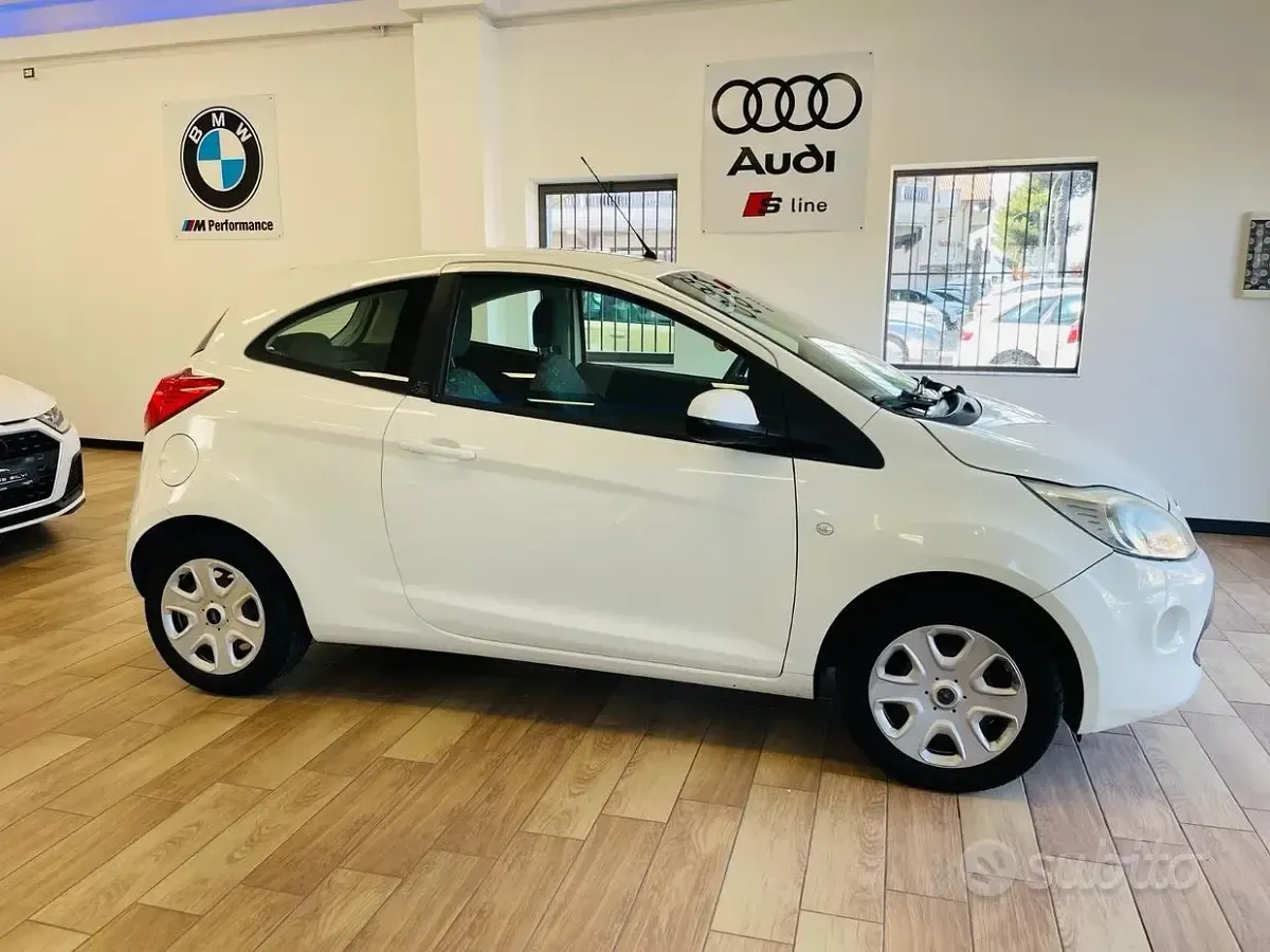 Usata Ford Ka Plus 69 CV (50 kW) 2011 Bianco Utilitaria