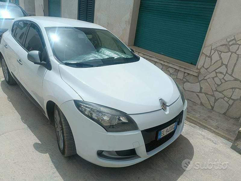 Usata Renault Mégane 110 CV (80 kW) 2012 Bianco Berlina