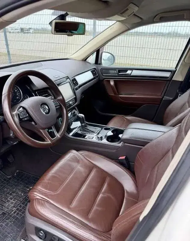 Usata VW Touareg 239 CV (175 kW) 2010 Bianco SUV