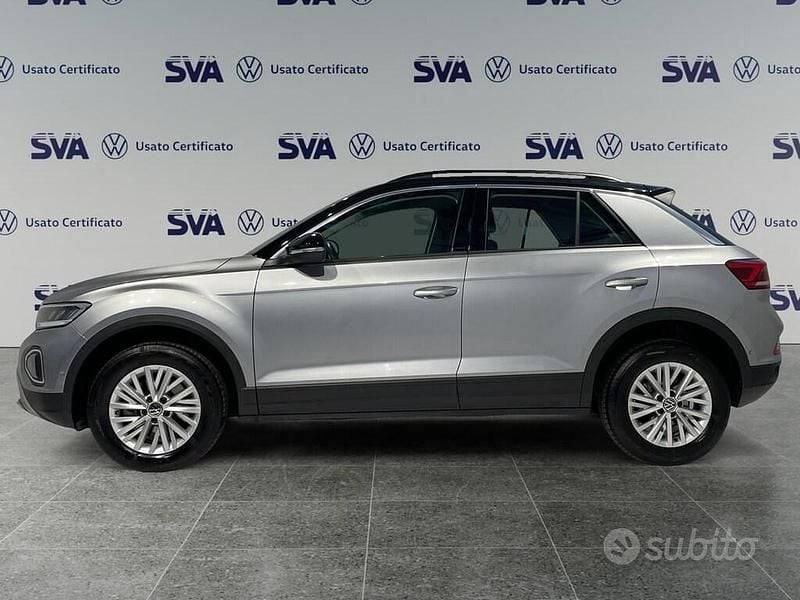 Usata VW T-Roc Life 116 CV (85 kW) 2025 Grigio SUV