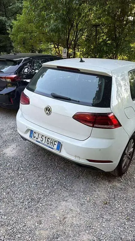 Usata VW Golf VII Business 110 CV (80 kW) 2017 Bianco Berlina