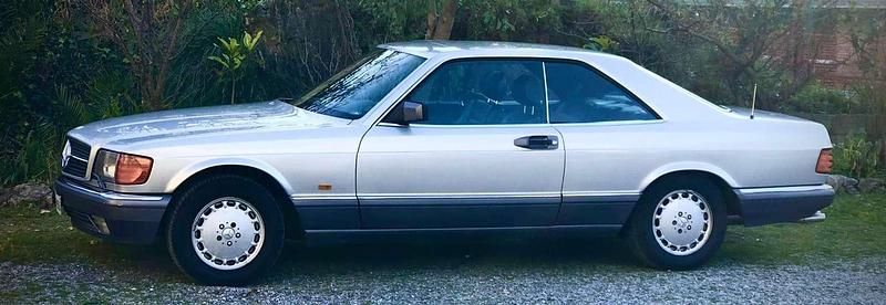 Usata Mercedes 560 299 CV (219 kW) 1988 Argento Coupé