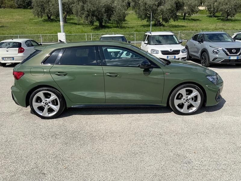 Usata Audi A3 S-Line 150 CV (110 kW) 2025 Verde Berlina