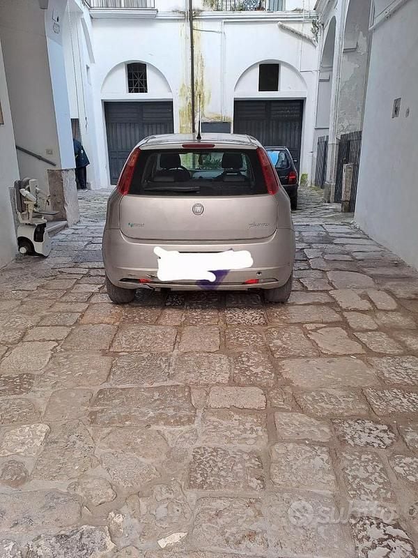 Usata Fiat Punto 2009 Grigio Utilitaria