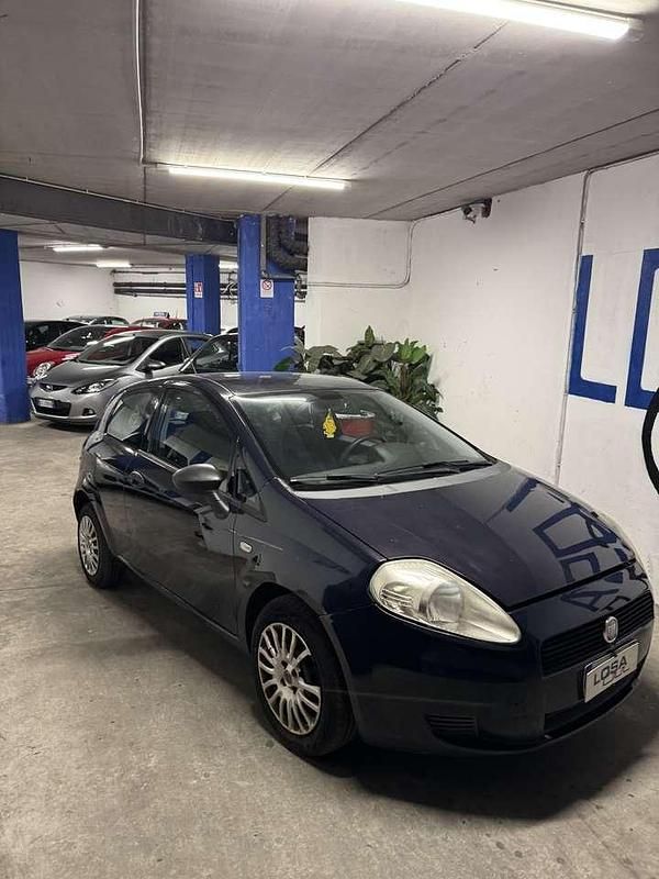 Usata Fiat Grande Punto Active 65 CV (47 kW) 2009 Other Utilitaria