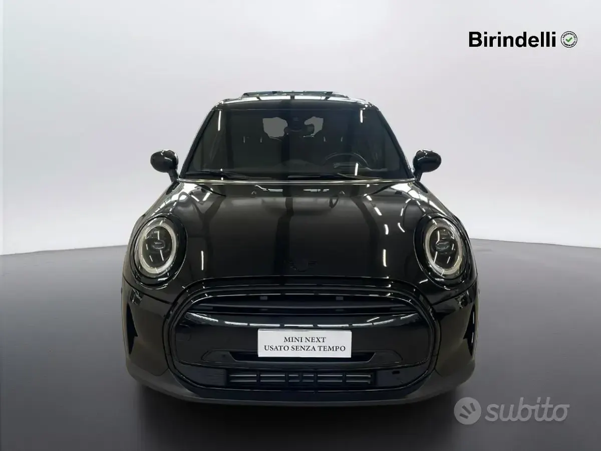 Usata Mini Cooper Classic 156 CV (114 kW) 2023 Blu Utilitaria