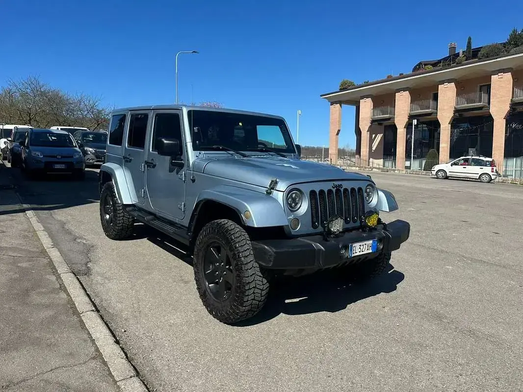 Usata Jeep Wrangler Unlimited 200 CV (147 kW) 2013 Blu/azzurro SUV