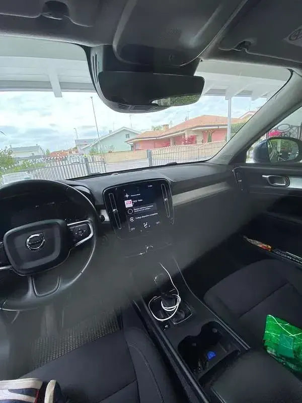 Usata Volvo XC40 Momentum 163 CV (119 kW) 2020 SUV