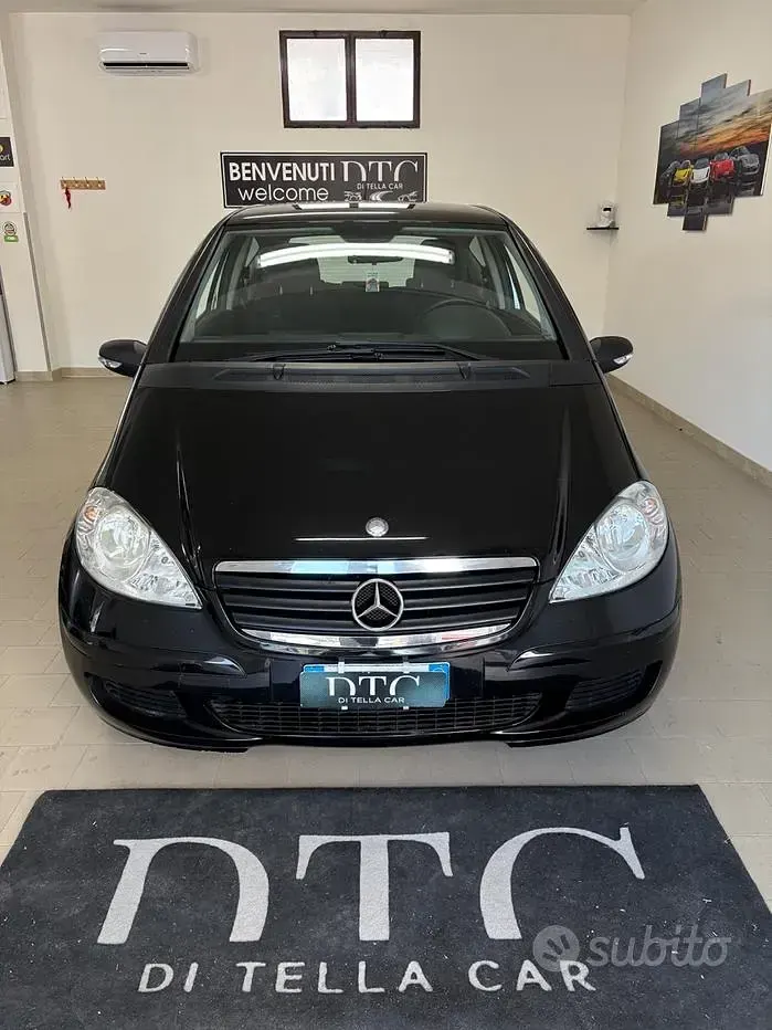 Usata Mercedes A180 Elegance 109 CV (80 kW) 2007 Nero Berlina