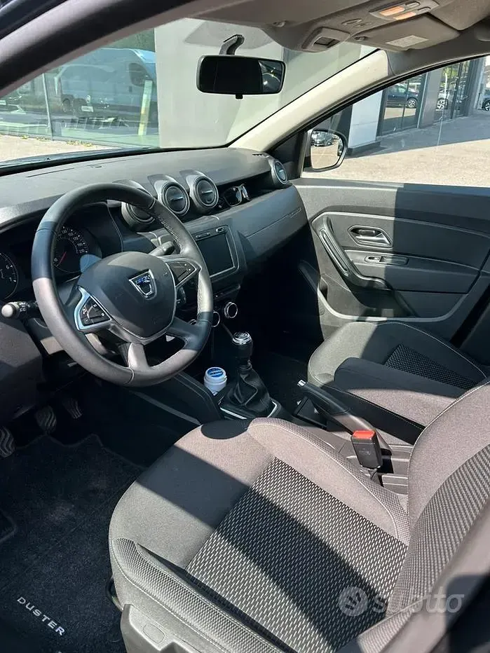Gebraucht Dacia Duster 116 PS (85 kW) 2020 Grau SUV