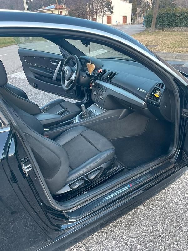 Usata BMW 123 M Performance 204 CV (150 kW) 2008 Nero Utilitaria