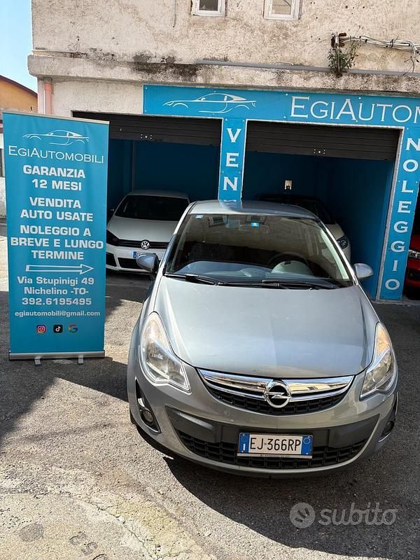 Usata Opel Corsa Edition 75 CV (55 kW) 2011 Grigio Utilitaria