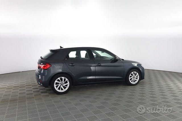 Usata Audi A1 Admired 95 CV (69 kW) 2022 Grigio SUV