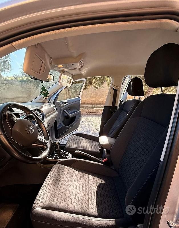 Usata VW T-Cross 110 CV (80 kW) 2020 Grigio SUV