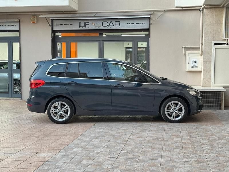 Usata BMW 216 Active Tourer Luxury Line 116 CV (85 kW) 2016 Grigio Monovolume