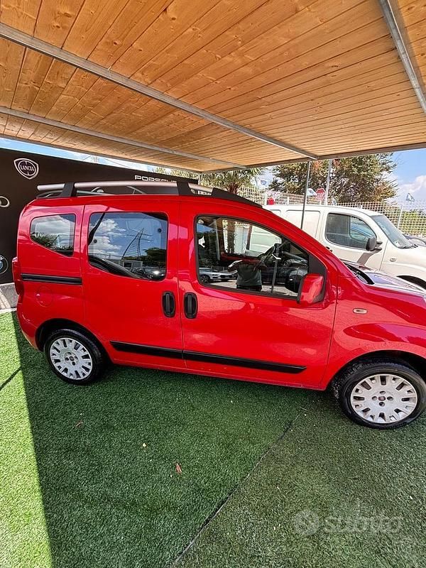 Usata Fiat Qubo Trekking 77 CV (56 kW) 2012 Rosso Monovolume
