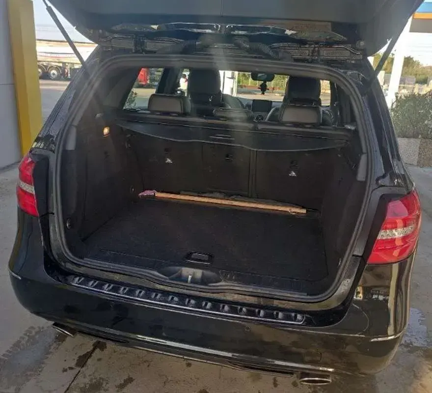 Usata Mercedes B180 Premium 109 CV (80 kW) 2014 Nero Utilitaria