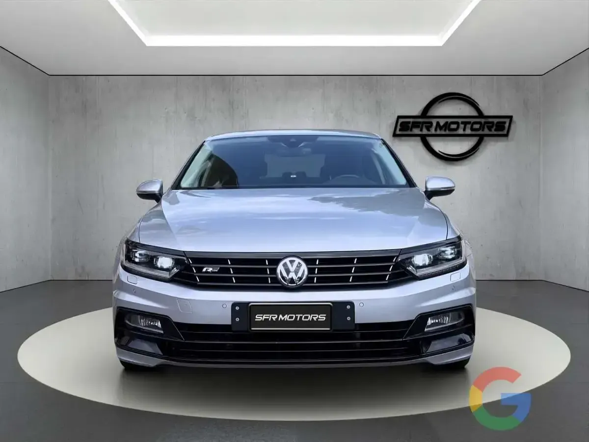 Usata VW Passat R-line 240 CV (176 kW) 2017 Other Berlina
