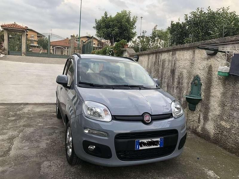 Usata Fiat Panda Lounge 95 CV (69 kW) 2018 Grigio Utilitaria
