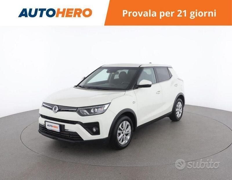 Bianco Usata 2021 Ssangyong Tivoli SUV | 12.499 € (Ottimo prezzo) - Immagine 1/2