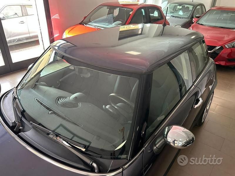 Usata Mini Cooper 122 CV (89 kW) 2011 Blu Utilitaria