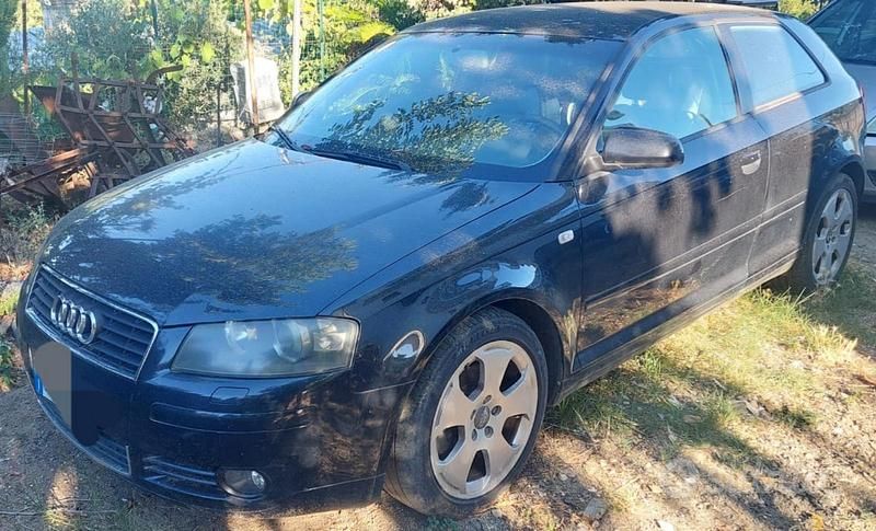 Usata 2003 Audi A3 Ambition Tre volumi | 1000 € (Buon prezzo) - Immagine 1/4