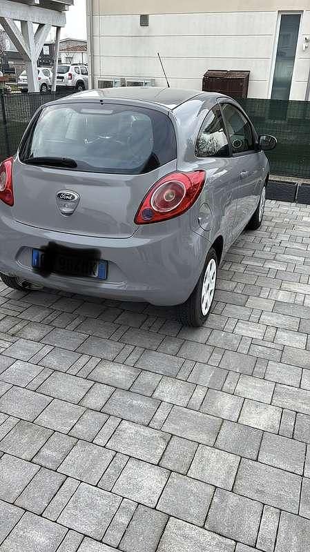 Usata Ford Ka 67 CV (49 kW) 2015 Berlina