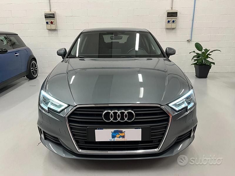 Usata Audi A3 Sport 116 CV (85 kW) 2018 Grigio Berlina