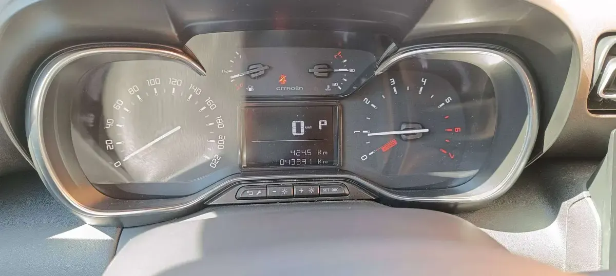 Usata Citroën C3 Aircross PureTech 110 CV (80 kW) 2018 Grigio SUV