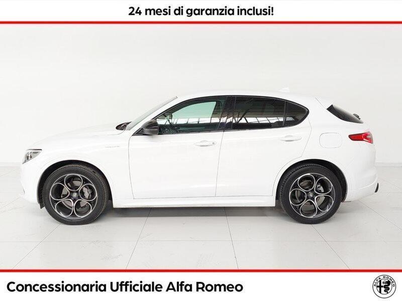 Usato 2022 Alfa Romeo Stelvio 2.1 Diesel 210 CV (48.990 €)