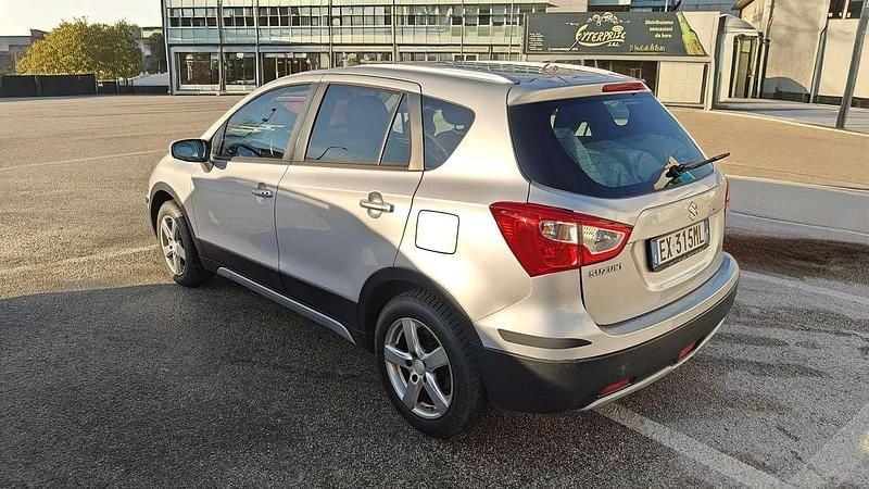Usata Suzuki SX4 Comfort+ 120 CV (88 kW) 2014 Berlina