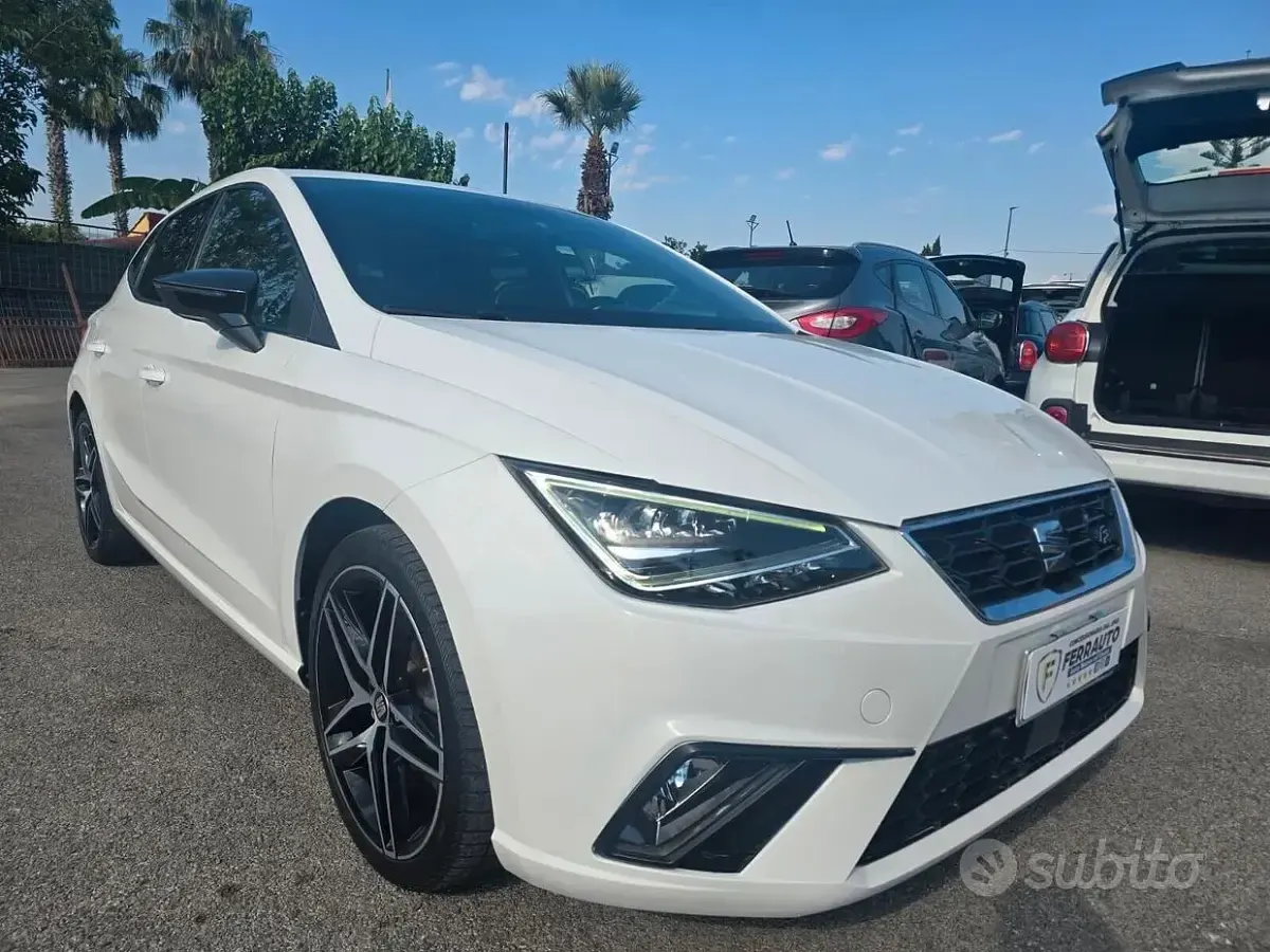 Usata Seat Ibiza FR Sport 80 CV (58 kW) 2020 Bianco Utilitaria