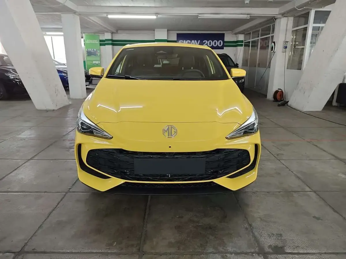 Nuevo MG MG3 102 CV (75 kW) 2025 Amarillo Utilitario