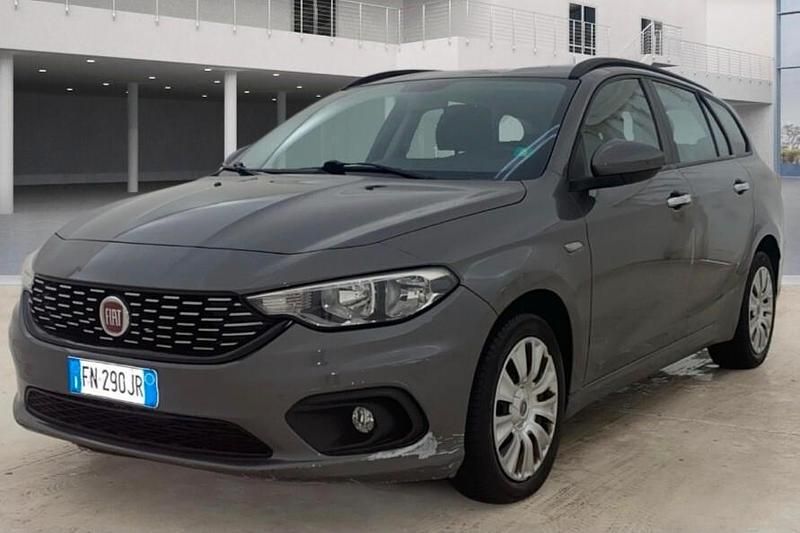 Usata Fiat Tipo Business 95 CV (69 kW) 2018 Grigio Station wagon