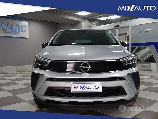 Usata Opel Crossland X Elegance 131 CV (96 kW) 2023 Gray SUV