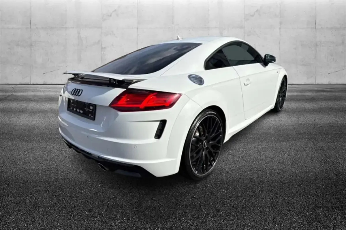 Usata Audi TT 197 CV (144 kW) 2023 Bianco Coupé