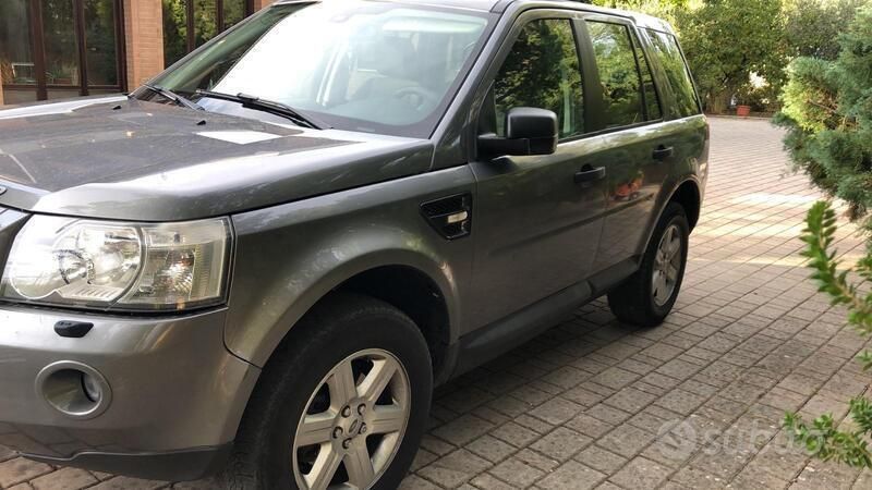 Usata Land Rover Freelander 2 160 CV (117 kW) 2010 Grigio SUV