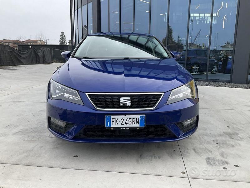 Usata Seat Leon Style 110 CV (80 kW) 2017 Blu/azzurro Berlina