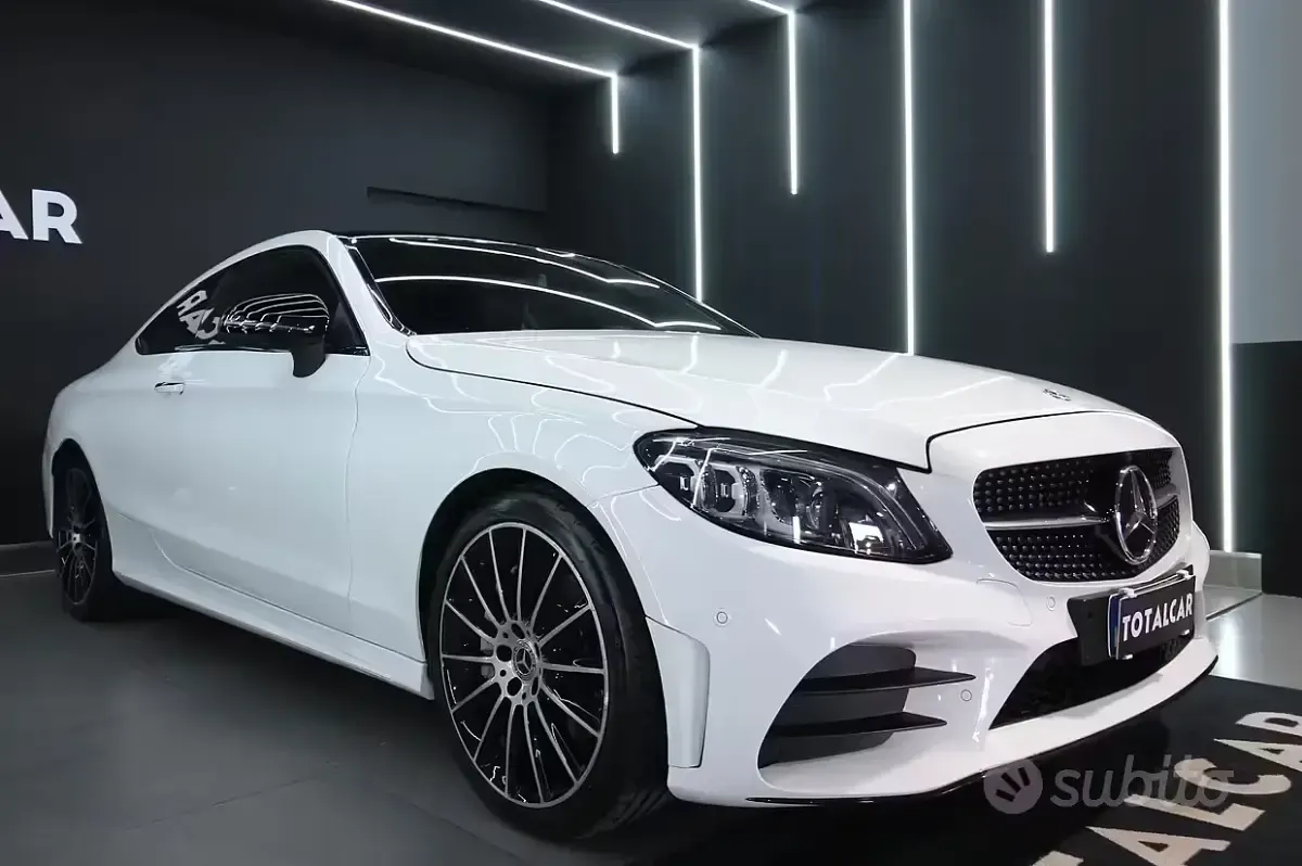 Usata Mercedes C300 AMG Line Premium 245 CV (180 kW) 2019 Coupé